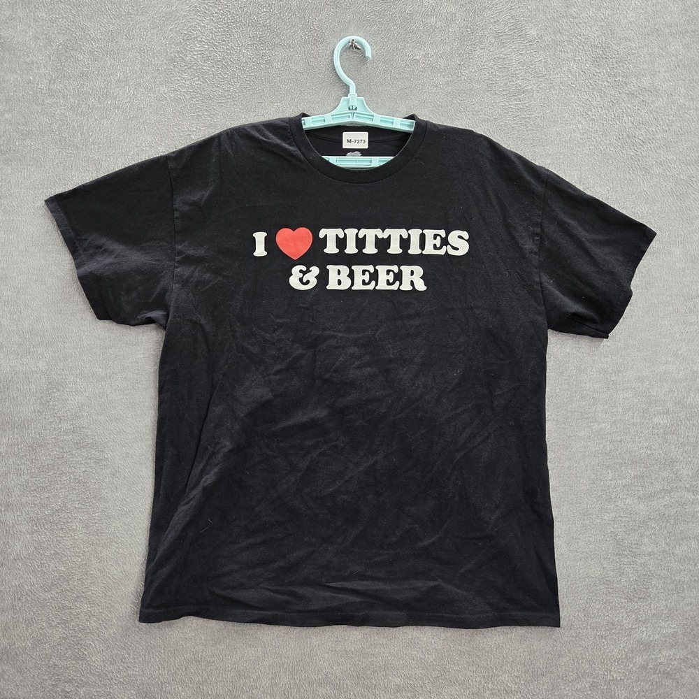 Danny Duncan Shirt XL Black I Love Titties Beer Graphic Print Short Sleeve Tee‎